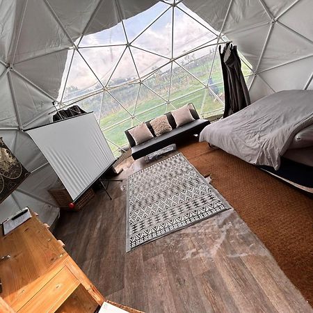 Secret Heated Dome Lincoln Firepit Projector Apartment Exterior photo