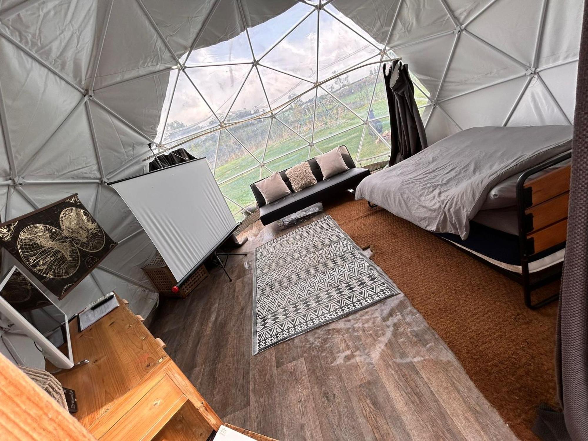 Secret Heated Dome Lincoln Firepit Projector Apartment Exterior photo